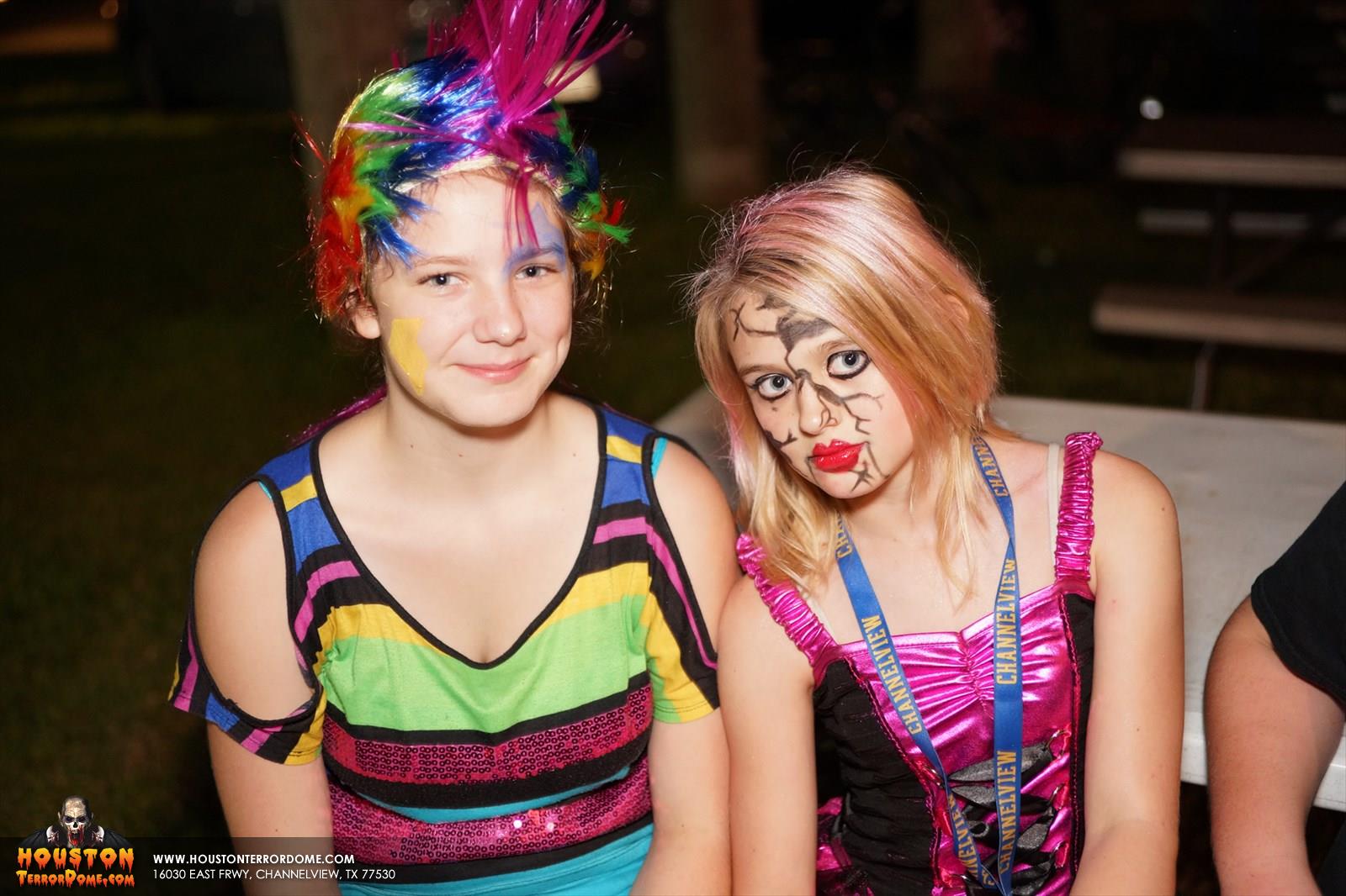 2 girls dressed as Monster High Characters